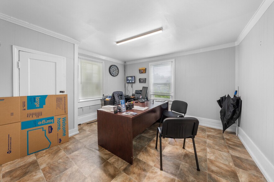 More Photos Of 5265 N Roxboro St, Durham Freestanding For Lease