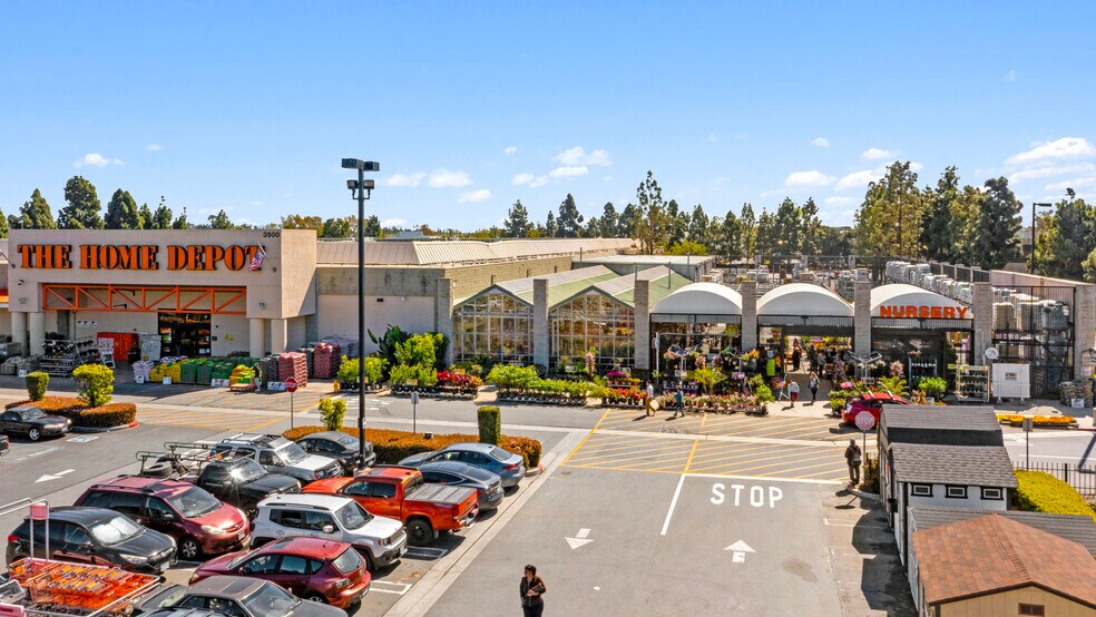 More Photos Of 3500 W MacArthur Blvd, Santa Ana Freestanding For Sale