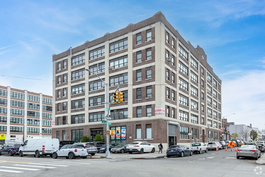 Primary Photo Of 47-09 30th St, Long Island City Light Manufacturing For Lease