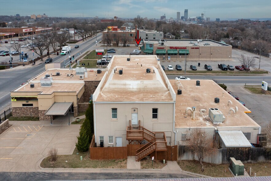 More Photos Of 2319 Vinton St, Omaha Office Residential For Sale