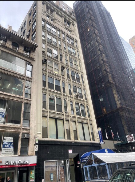 More Photos Of 17-19 W 45th St, New York Office For Lease