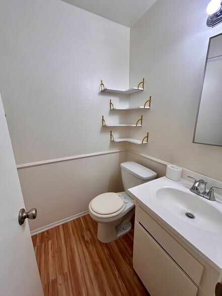 More Photos Of 26377 Hillcrest Ave, Lomita Apartments For Sale