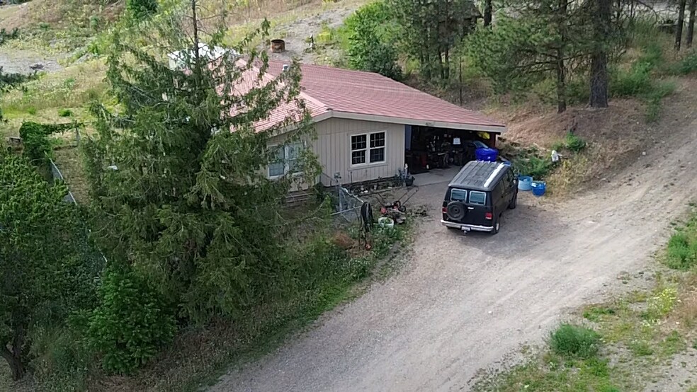 More Photos Of 1965 Highway 395 S, Chewelah Warehouse For Sale