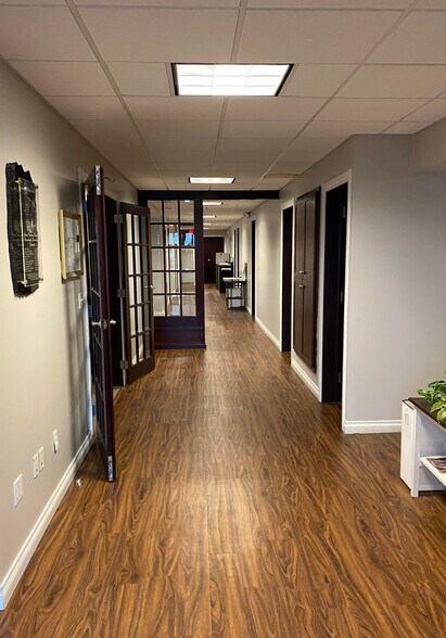 More Photos Of 223-229 Lake Ave, Traverse City Medical For Lease