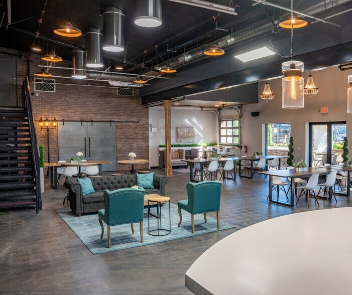 More Photos Of 170 Eucalyptus Ave, Vista Coworking Space