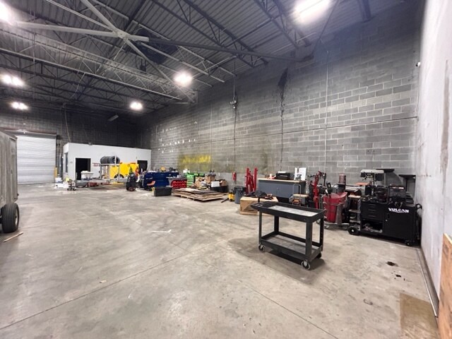 More Photos Of 825 Franklin Ct SE, Marietta Distribution For Lease