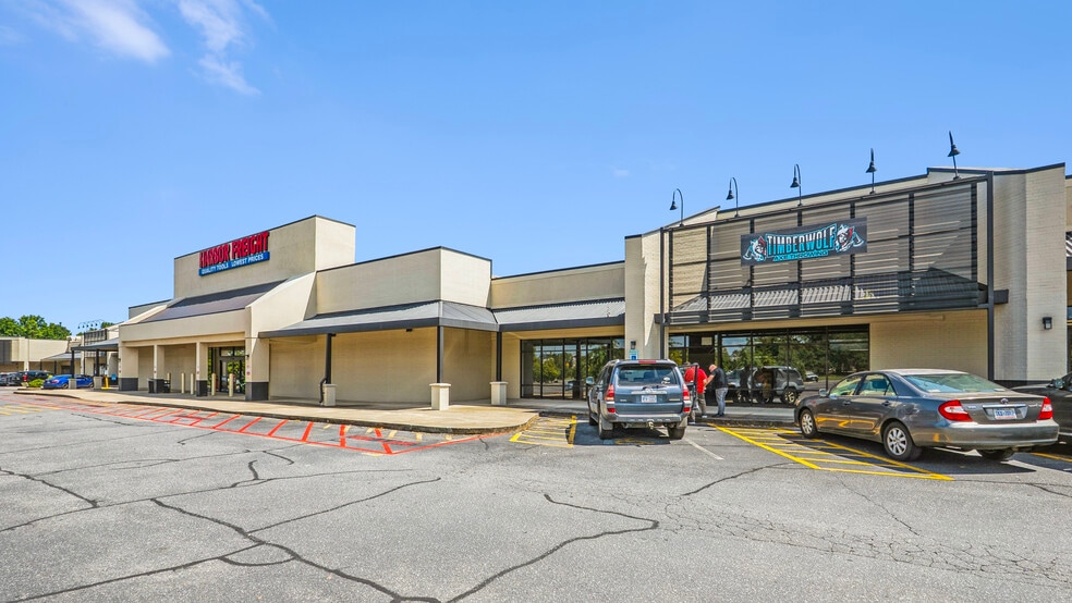 More Photos Of 1247 Burkemont Ave, Morganton Unknown For Lease