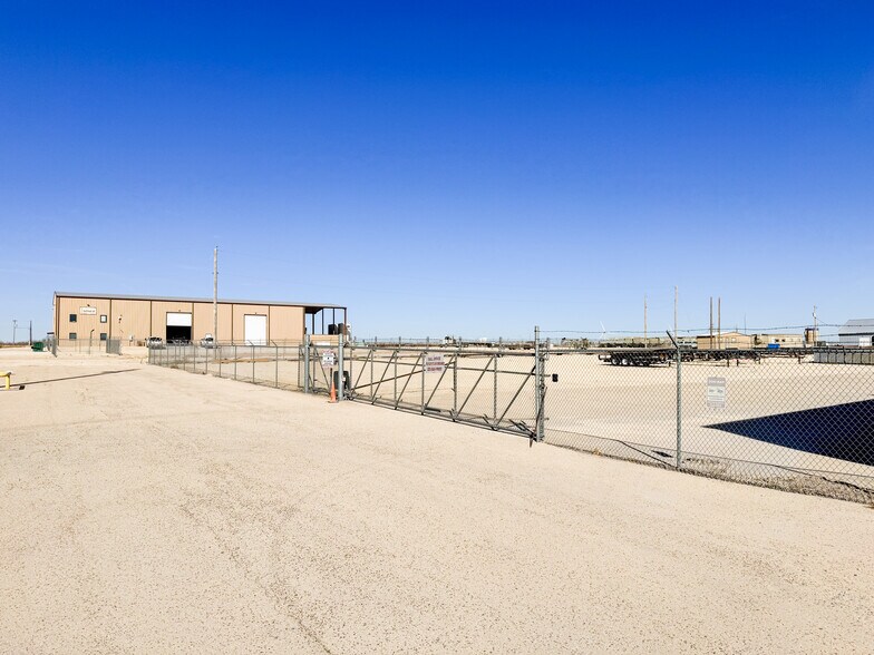More Photos Of 410 Colorado Ave, Big Lake Industrial For Sale