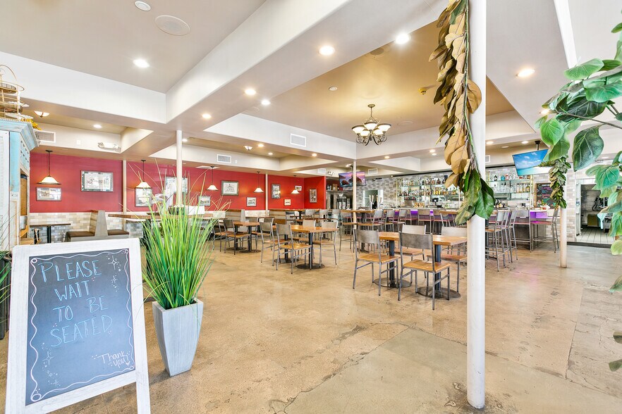 More Photos Of 534 S Myrtle Ave, Monrovia Restaurant For Lease