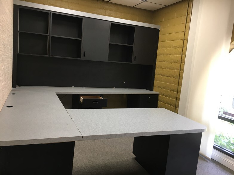 More Photos Of 801 S Rancho Dr, Las Vegas Office For Lease