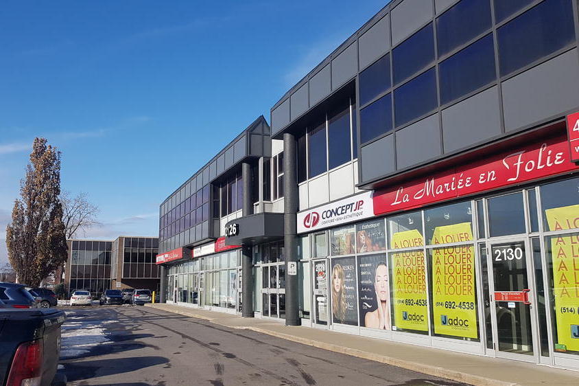 More Photos Of 2122-2134 Av Victoria, Longueuil Storefront Retail Office For Lease