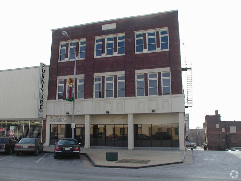 Primary Photo Of 739 Minnesota Ave, Kansas City Office For Sale