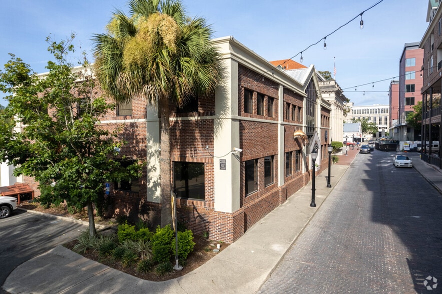 More Photos Of 101 SE 2nd Pl, Gainesville Unknown For Lease