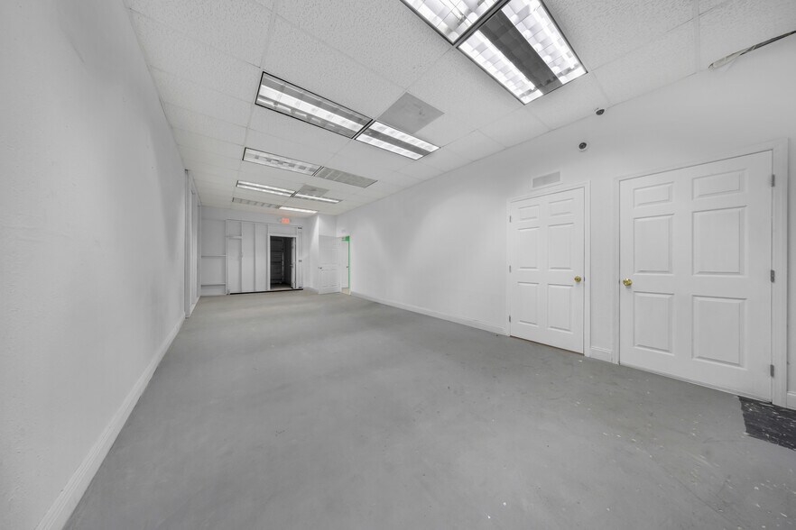 More Photos Of 7760 W 20th Ave, Hialeah Warehouse For Sale