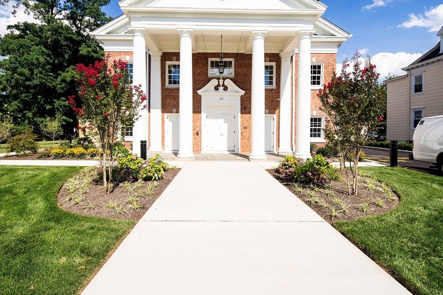 Primary Photo Of 211 Broad St, Red Bank Office For Lease