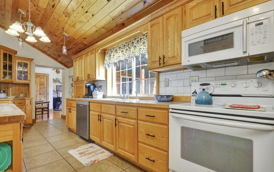 More Photos Of 3900 W Park Rd, Luzerne Land For Sale
