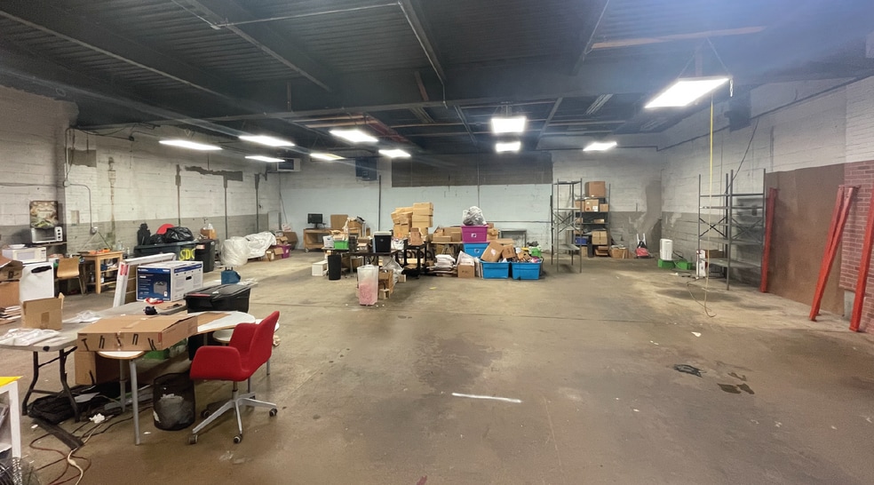 More Photos Of 185 Woodward Ave, Ridgewood Warehouse For Sale