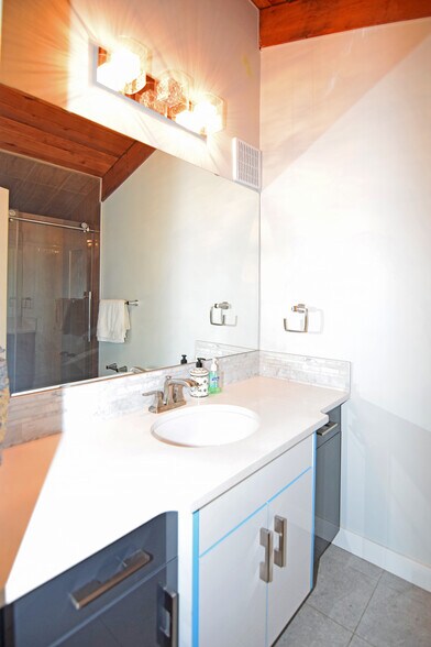 More Photos Of 9657 68A St NW, Edmonton Multifamily For Sale