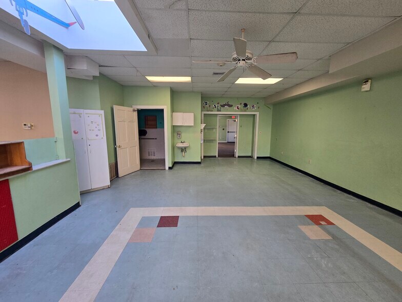 More Photos Of 64 Bay Spring Ave, Barrington Freestanding For Sale