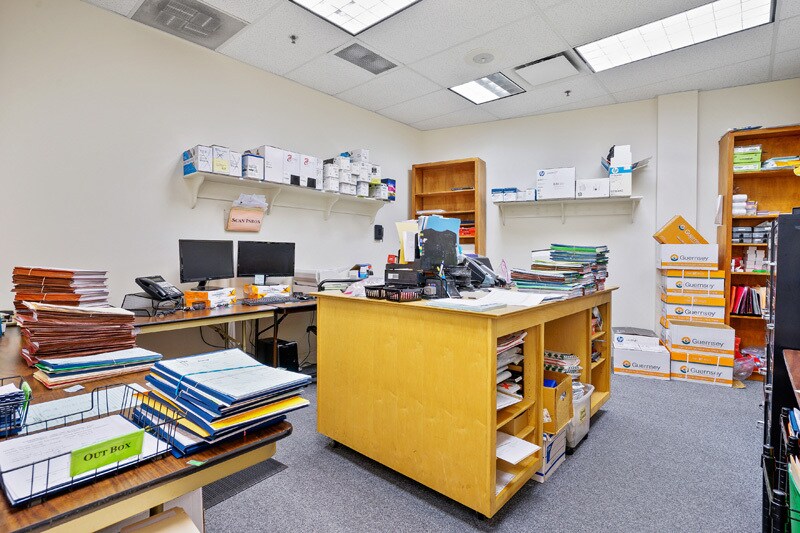 More Photos Of 4437 Brookfield Corporate Dr, Chantilly Office For Sale