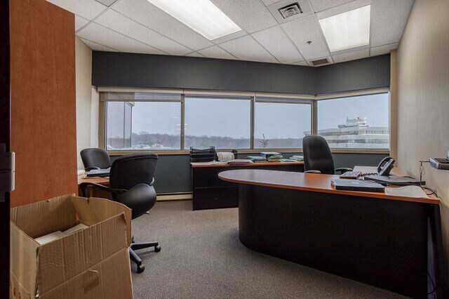 More Photos Of 1425 Rte Transcanadienne, Dorval Office For Lease
