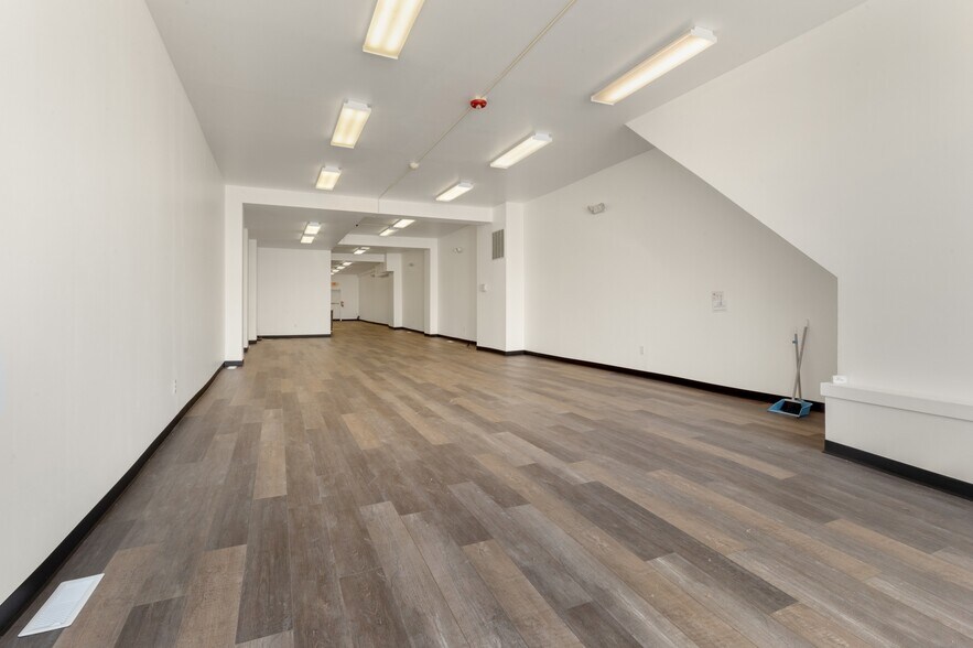 More Photos Of 4014 Market St, Philadelphia Storefront Retail Residential For Sale