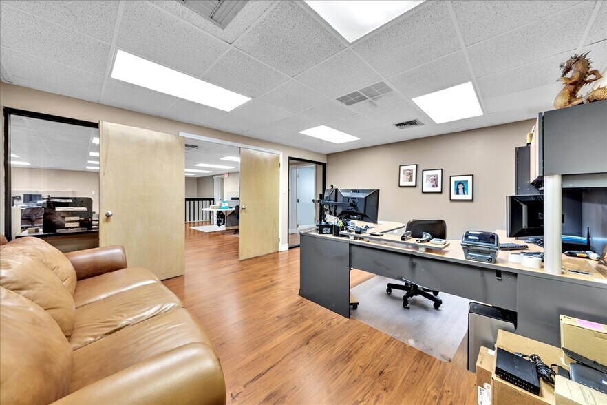 More Photos Of 6187 NW 167th St, Miami Lakes Office For Sale