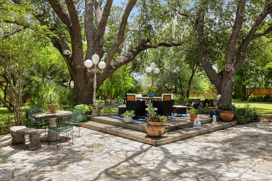 More Photos Of 3206 N Shary Rd, Mission Specialty For Sale