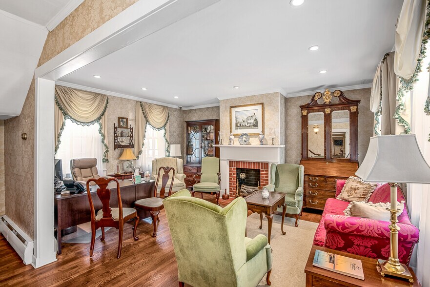 More Photos Of 312 Talbot st, Saint Michaels Office For Sale