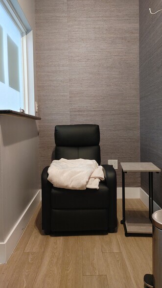 More Photos Of 12460-12468 W Atlantic Blvd, Coral Springs Medical For Lease