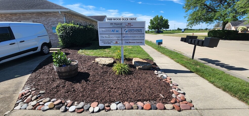 More Photos Of 3901 Wood Duck, Springfield Medical For Lease