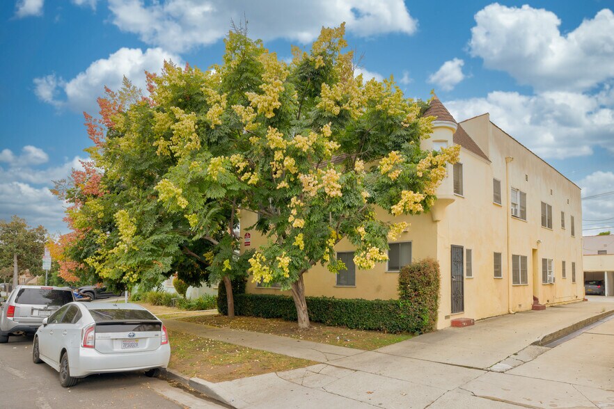 Primary Photo Of 445 N Spaulding Ave, Los Angeles Apartments For Sale