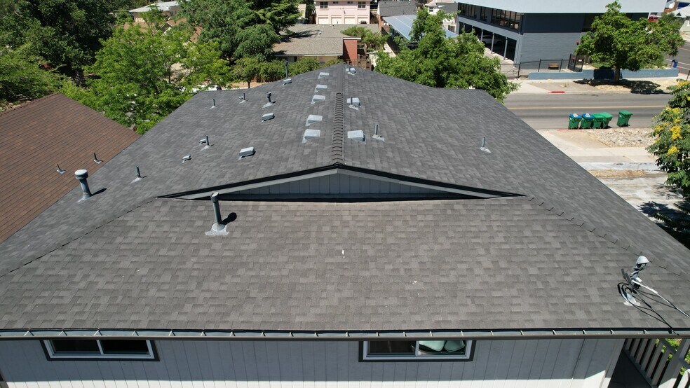 More Photos Of 80 Vine St, Reno Apartments For Sale