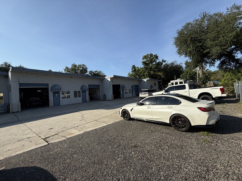 More Photos Of 5508 Benchmark Ln, Sanford Warehouse For Sale