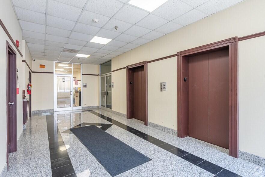 More Photos Of 1820 Ridge Rd, Homewood Office For Sale