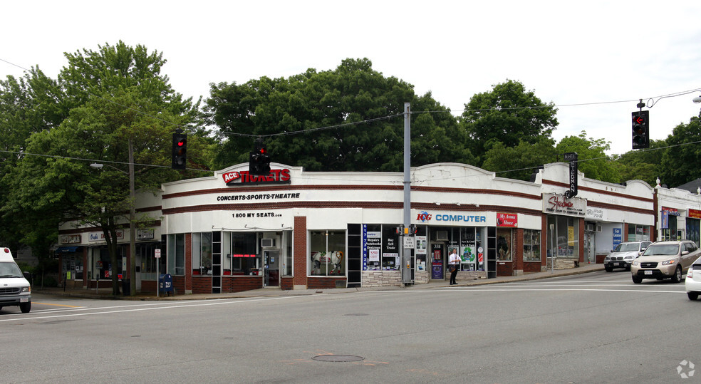 Primary Photo Of 358-370 Boylston St, Brookline Storefront For Lease