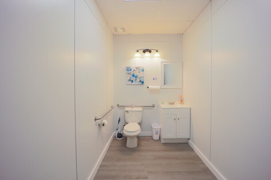 More Photos Of 510 Morgan Mill Rd, Monroe Freestanding For Sale