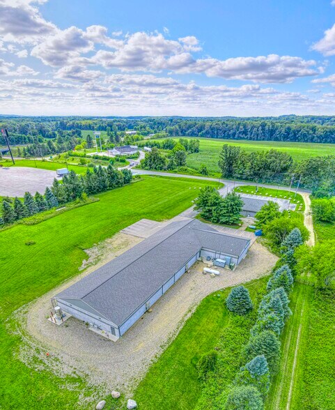 More Photos Of 2199 N Concord Rd, Parma Freestanding For Sale