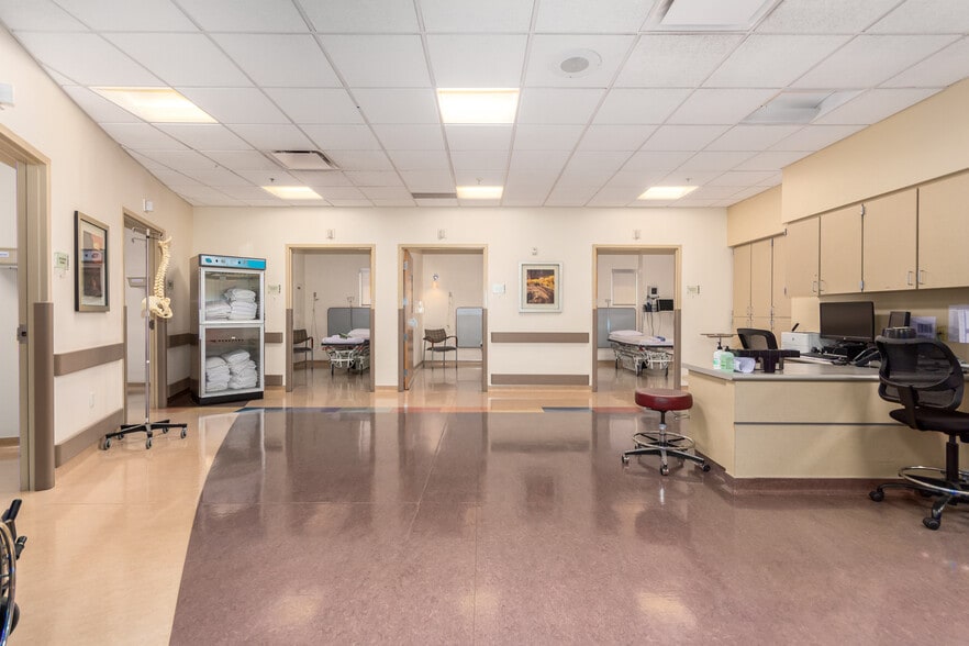 More Photos Of 3090 N 3rd Ave, Phoenix Medical For Sale