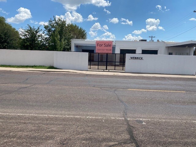 More Photos Of 100 E San Antonio St, Marfa Storefront Retail Office For Sale