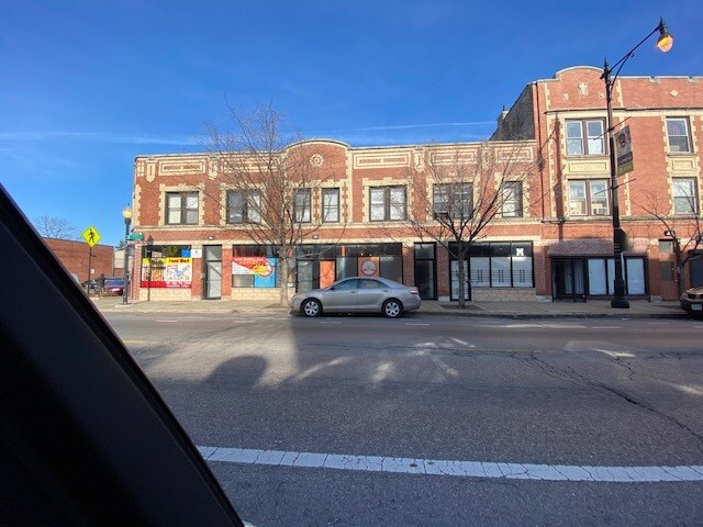 More Photos Of 342 E 71st St, Chicago Apartments For Lease