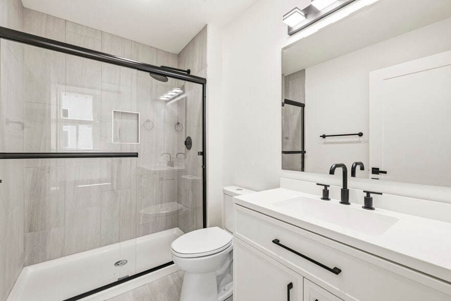 More Photos Of 22320 Itasca St, Chatsworth Apartments For Sale