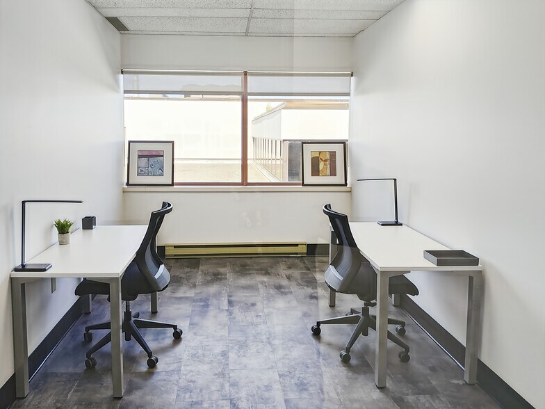 More Photos Of 455 St King, Sherbrooke Coworking Space
