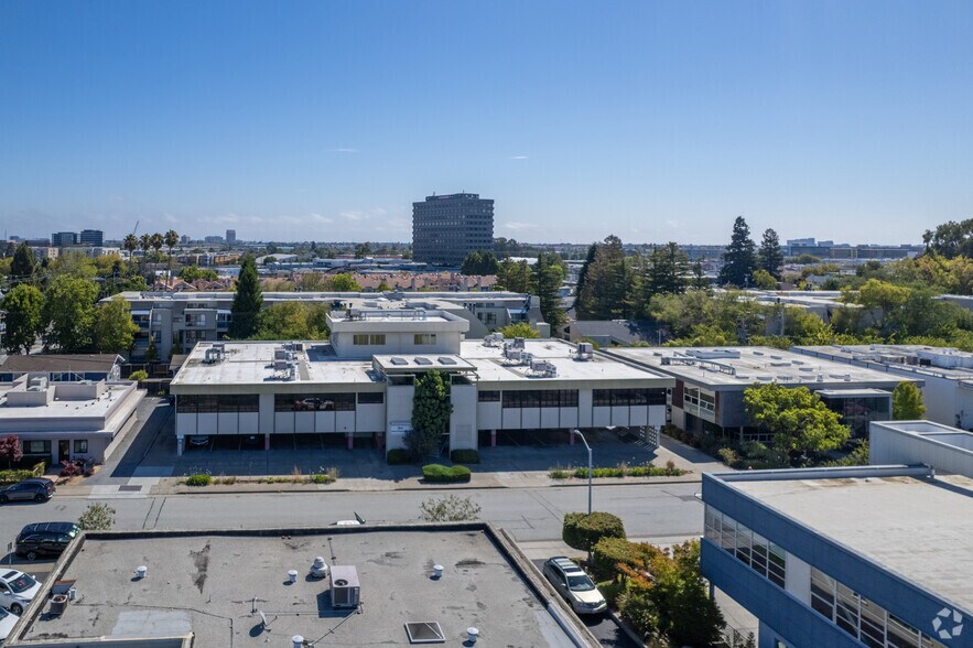 More Photos Of 2015 Pioneer Ct, San Mateo Office For Sale