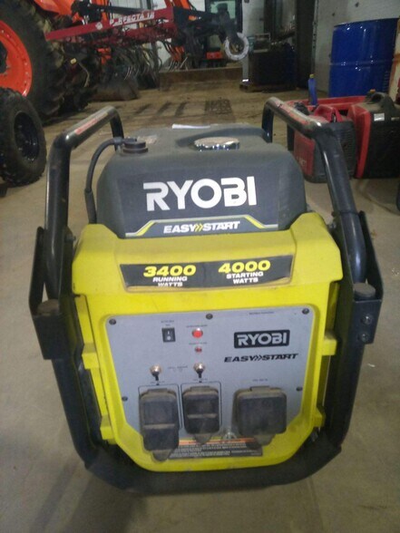 More Photos Of 224 Michael Ln, New Berlin Racetrack For Sale