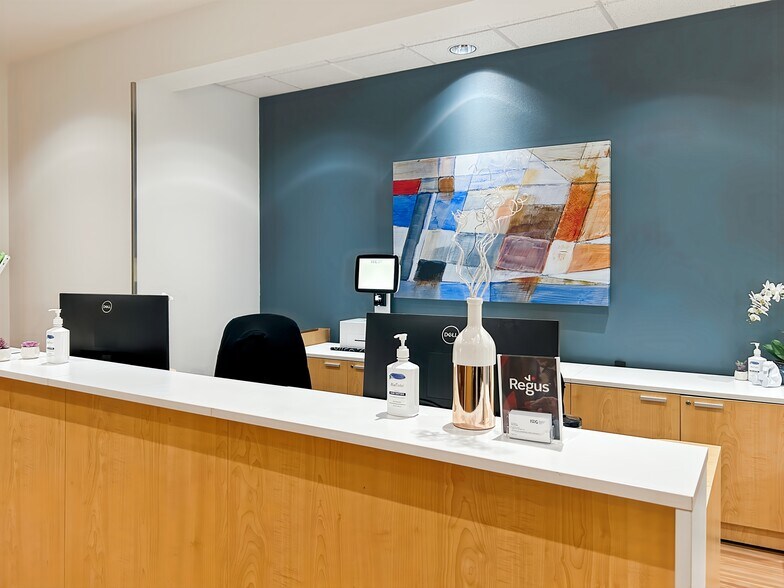 More Photos Of 871 Coronado Center Dr, Henderson Coworking Space