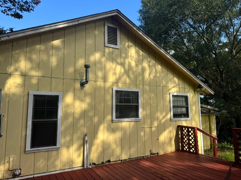 More Photos Of 11150 Highway 97, Century Land For Sale