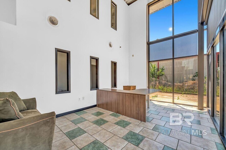 More Photos Of 20870 State Highway 59, Robertsdale Freestanding For Lease