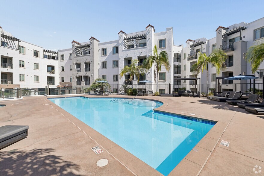 More Photos Of 5395 Napa St, San Diego Apartments For Lease