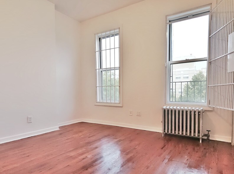 More Photos Of 717 E 5th St, New York Apartments For Sale